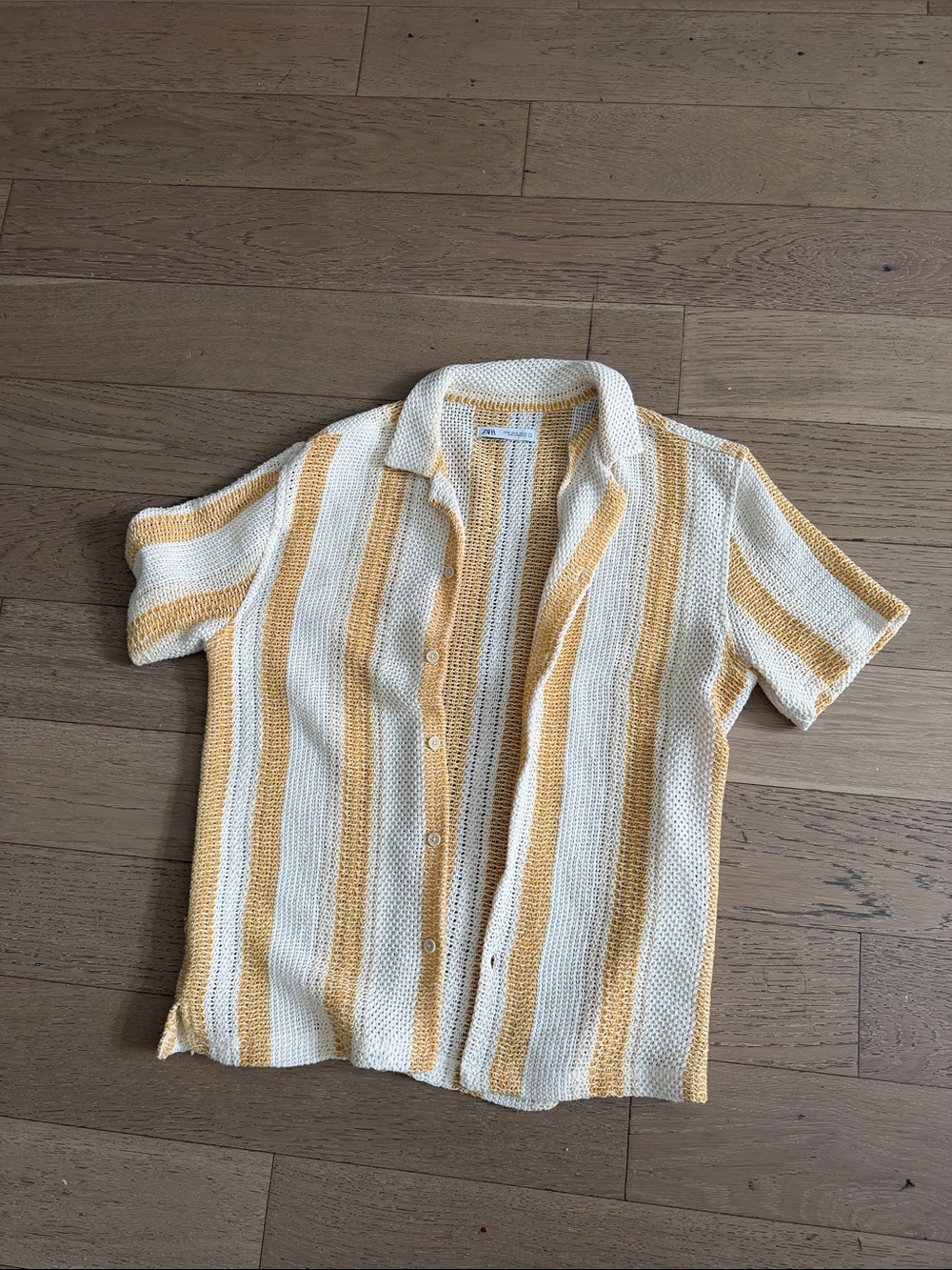 Men's Short-Sleeve Knit Stripe Shirt in Yellow and White
